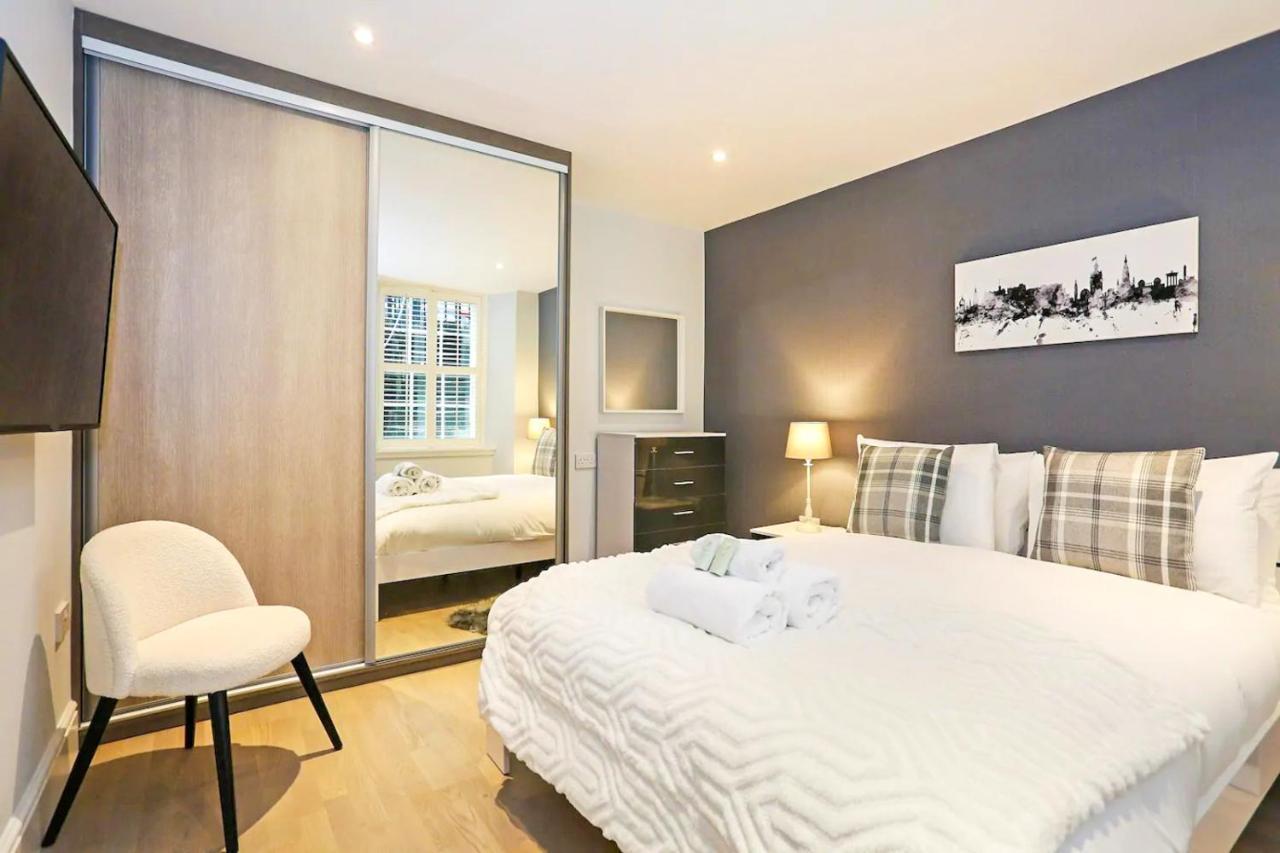 Modern 3 Bedroom Apartment, West End Edimburgo Exterior foto